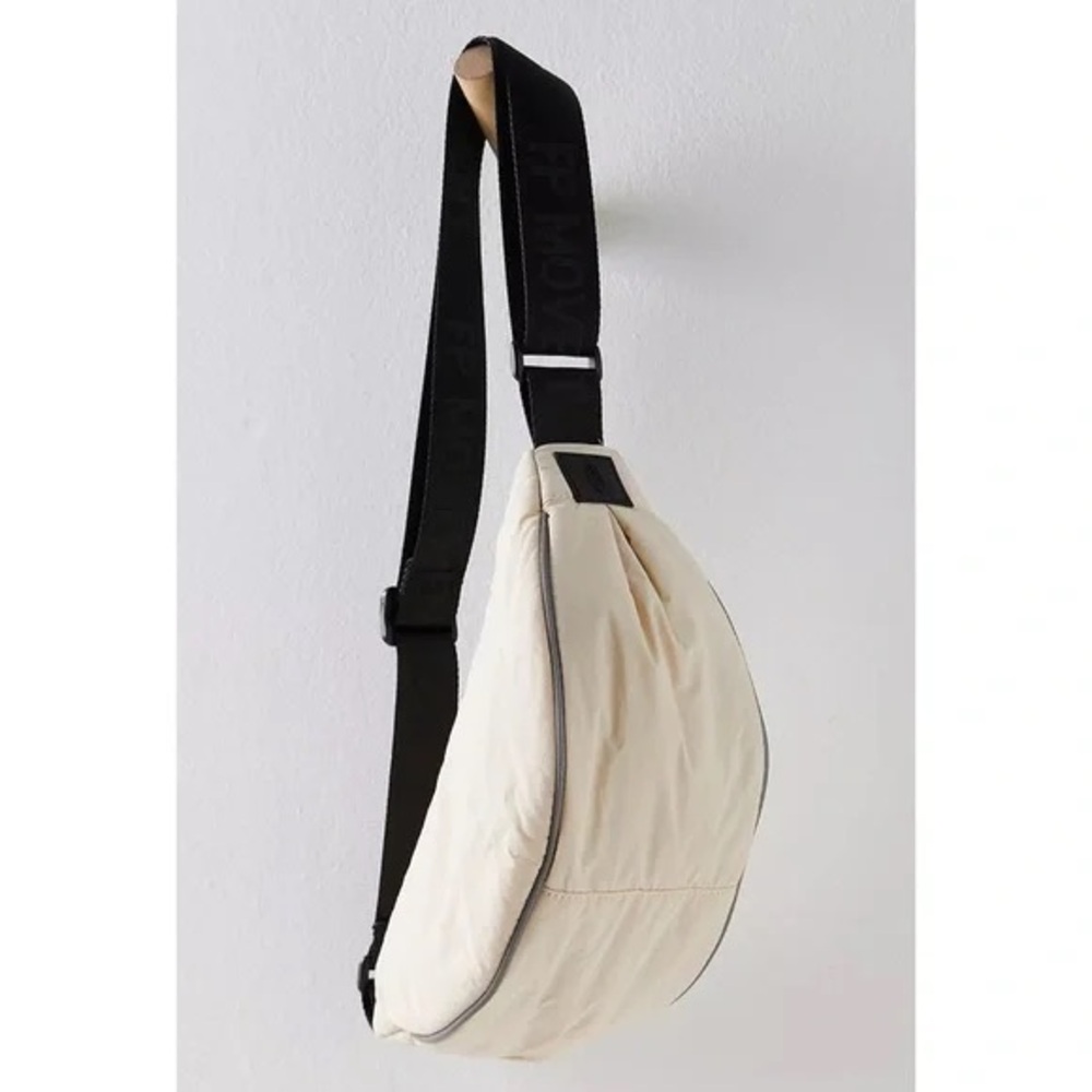 Free People FP Movement Bulls Eye Sling Reflective Adjustable Sport Bag